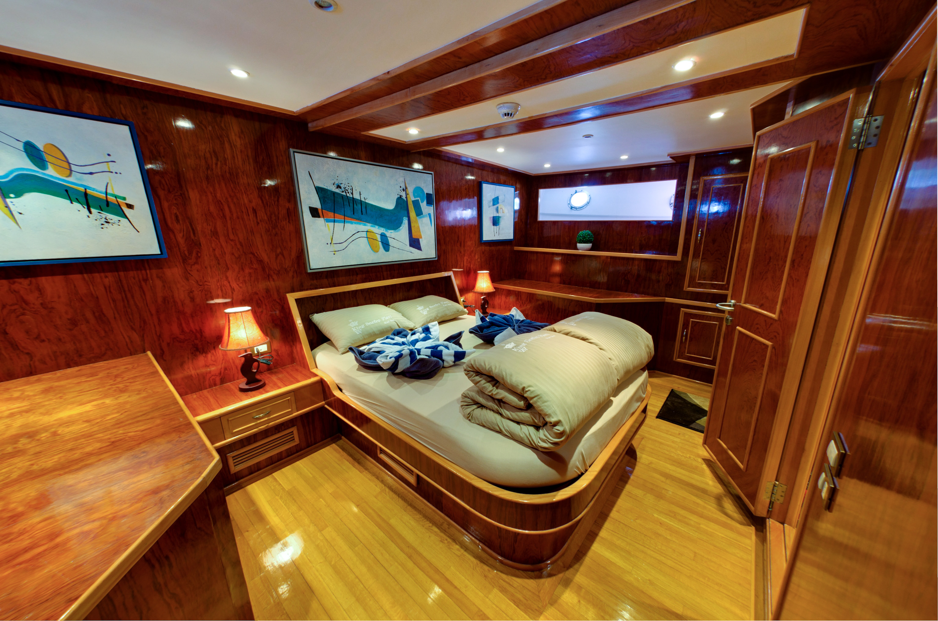 Master Suite - Lower Deck